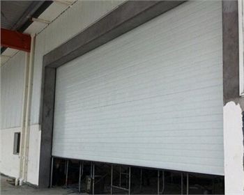 成都工業提升門